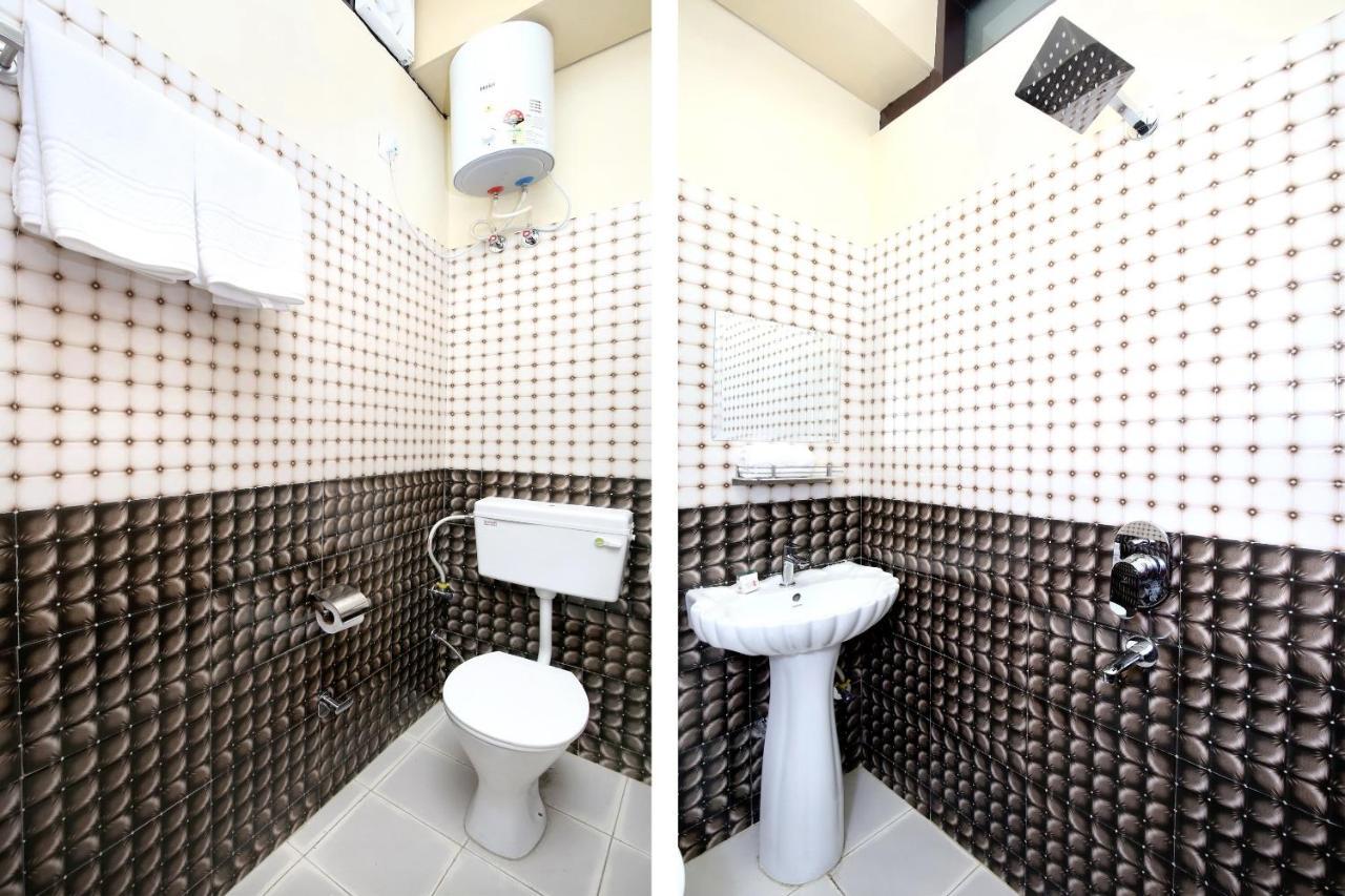 Oyo 16126 Aanantham Hotel Ludhiana Ngoại thất bức ảnh